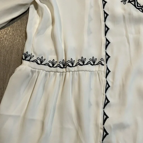 Chico's Ivory Blouse with Black Embroidery - Picture 8 of 14